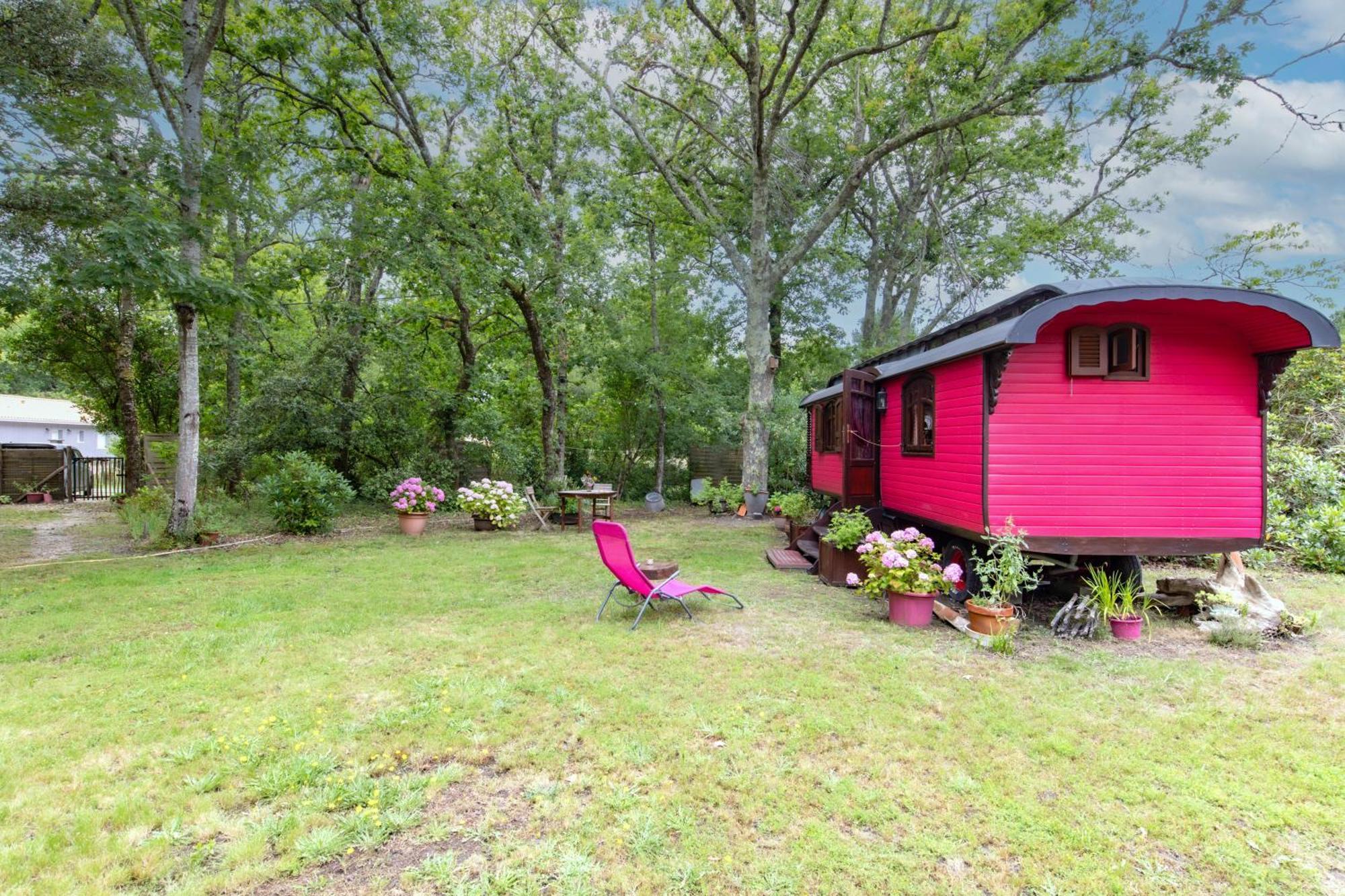 Camping La Roulotte D'alany